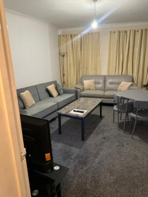 Great 2 bed Apartment